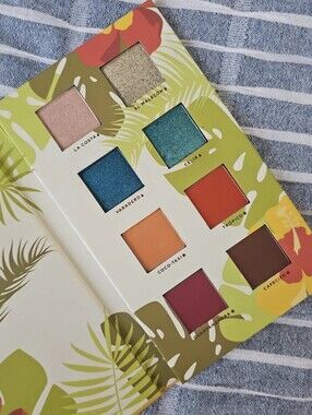 Alamar Cosmetics Reina Del Caribe Vol 1 Eyeshadow Palette Matte Metallic NWT